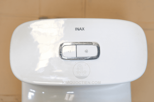 Logo INAX Trên Bàn Cầu INAX AC1052VN 1 Khối