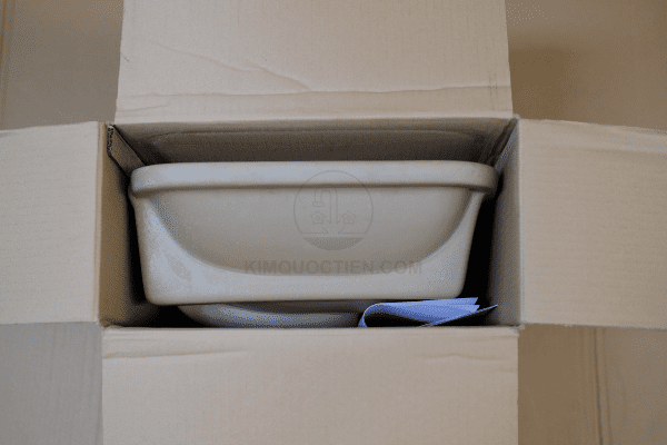 Chậu Rửa Lavabo INAX AL-2298V Sau Khi Mở Hộp