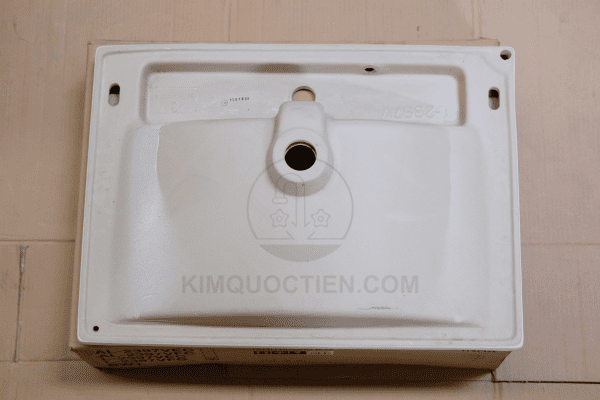 Mặt Dưới Của Sản Phẩm Chậu Rửa Lavabo INAX L-2397V