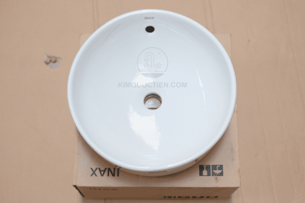 Vẻ Ngoài Trắng Sáng Của Lavabo INAX AL-295V Đặt Bàn