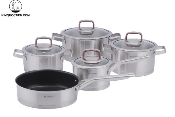 Bộ nồi EUROSUN MC1808 - Royal được làm từ inox dày dặn lên đến 0.78mm đảm bảo tối đa độ bền