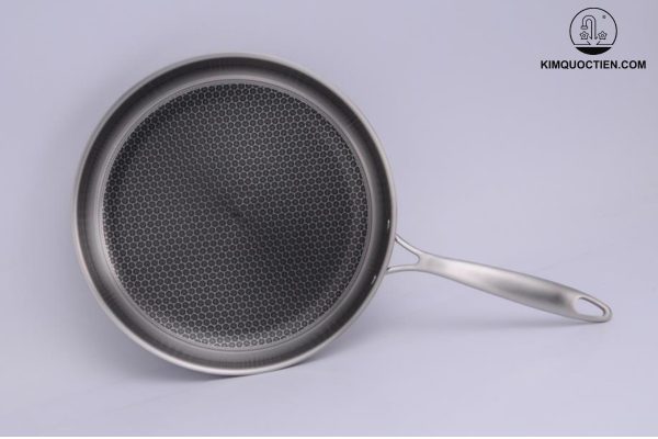 Chảo MALLOCA SA-04 EHN có hiệu suất nấu nướng cao, giúp tiết kiệm nhiên liệu và thời gian đun nấu