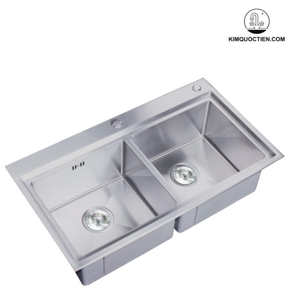 Chậu rửa chén Eurosun EU-8246HS inox 304 nổi bật với độ bền vượt trội và khả năng chống bám bẩn, kháng khuẩn nhờ công nghệ nano tiên tiến.