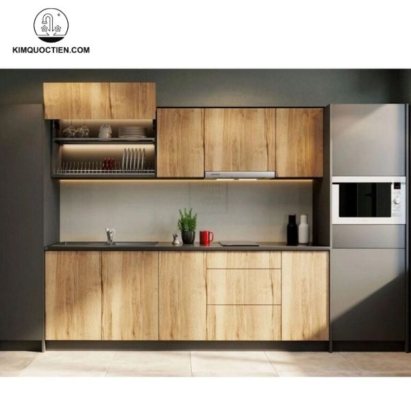 Máy được trang bị hệ thống đèn LED nhằm chiếu sáng khu vực nấu nướng để người dùng dễ dàng thực hiện các hoạt động bếp núc