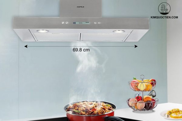 Với bề ngang chỉ 69.8 cm, máy rất linh hoạt trong lắp đặt và phù hợp với nhiều những căn bếp có diện tích vừa và nhỏ