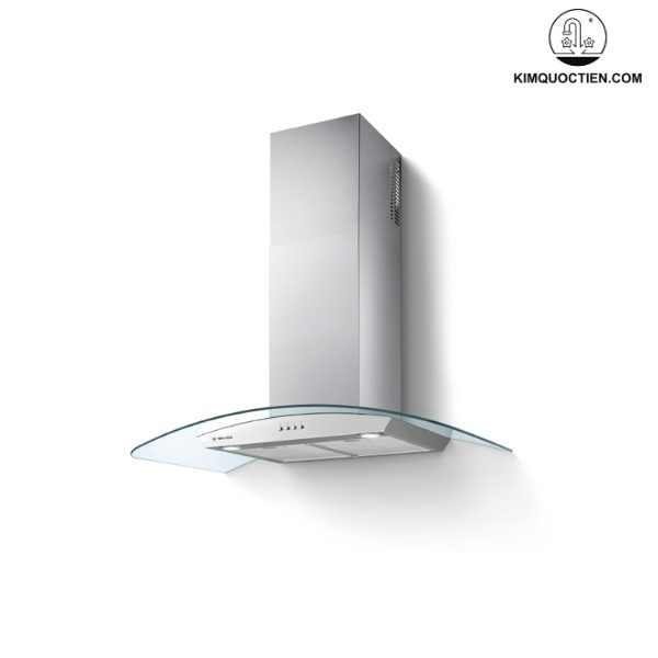 Máy được lắp đặt âm tường với kiểu dáng kính cong cường lực và kích thước gọn gàng giúp tối ưu diện tích cho căn bếp gia đình