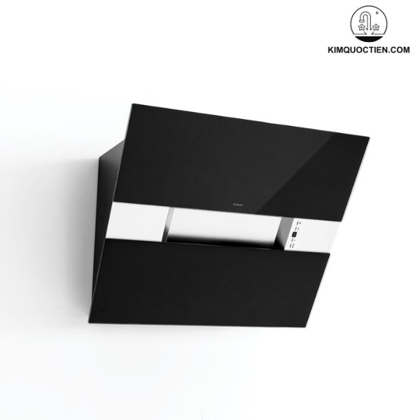 Thiết kế dạng nghiêng áp tường với mặt kính đen bóng tạo góp phần điểm nhấn nổi bật và sang trọng cho không gian bếp