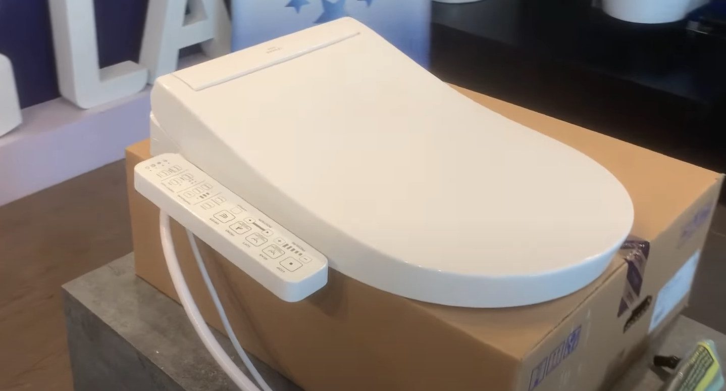 Ảnh sản phẩm nắp rửa điện tử Washlet TOTO TCF33320GAA#NW1 Dòng S2 thực tế