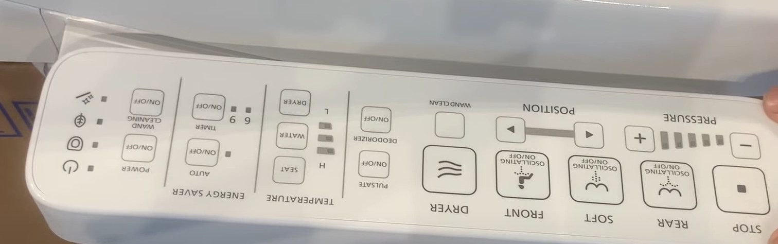 Ảnh sản phẩm nắp rửa điện tử Washlet TOTO TCF33320GAA#NW1 Dòng S2 được chụp thực tế tại Showroom