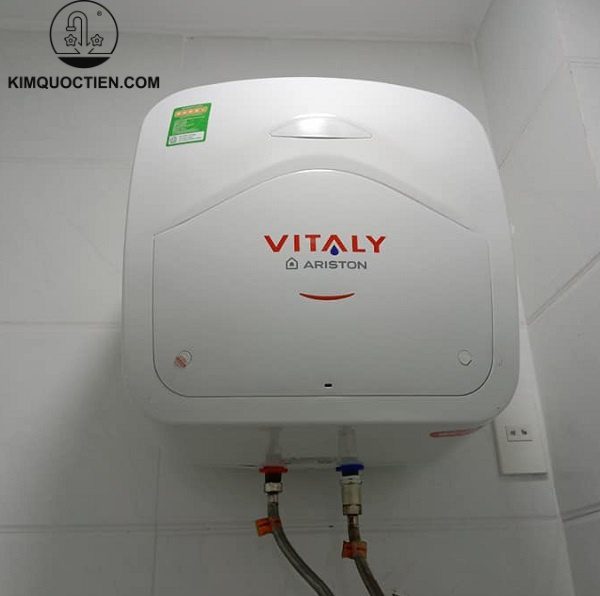 Máy nước nóng ARISTON VITALY 30L 