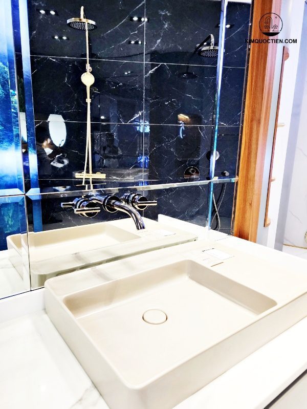 So sánh thiết bị vệ sinh cotto và inax