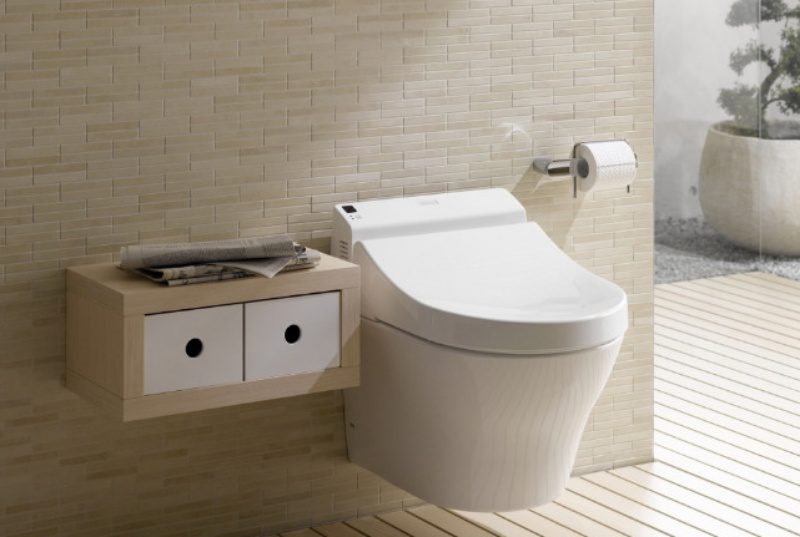 có nên dùng bồn cầu âm tường