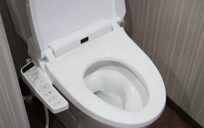 Hướng dẫn sử dụng bồn cầu thông minh TOTO cho người mới