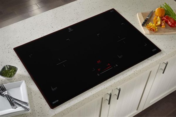 bếp từ electrolux ehi7023ba