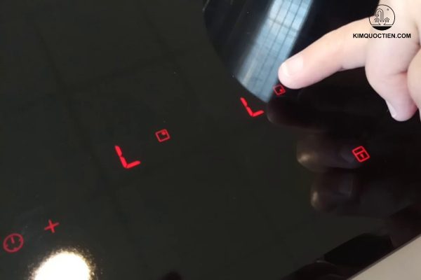 bếp từ hiện chữ L