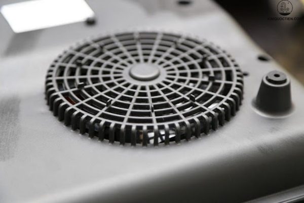 bếp từ lên nguồn rồi tắt