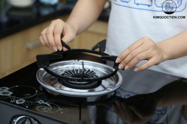 bếp ga bị rò ga