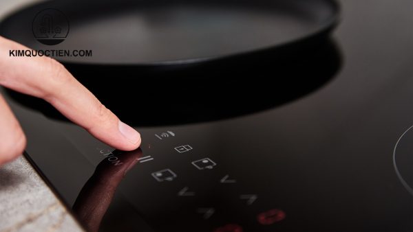bảng điều khiển bếp từ