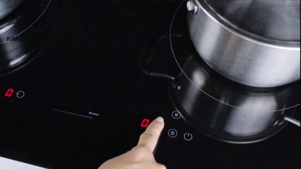 bảng điều khiển bếp từ