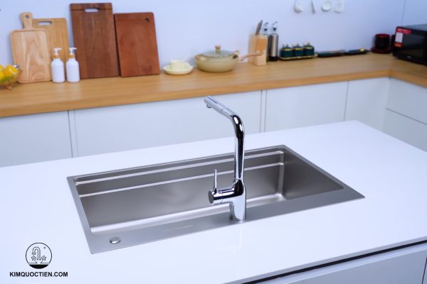 Chất liệu bền bỉ giúp chậu tránh được tình trạng oxy hóa, giữ được vẻ sáng bóng và thẩm mỹ trong suốt quá trình sử dụng