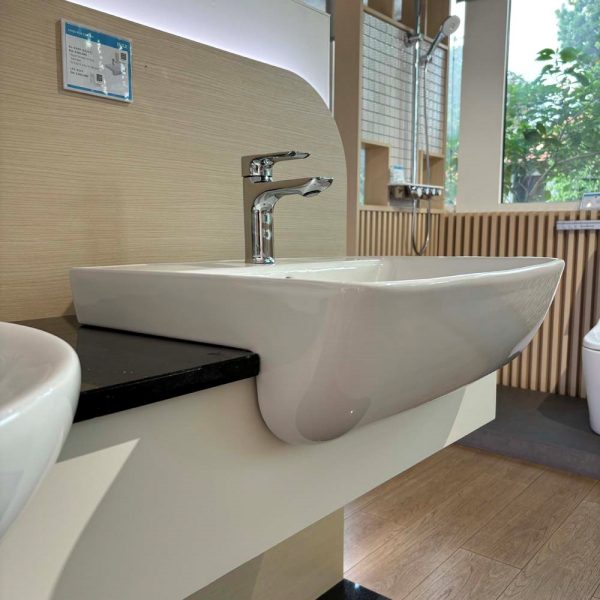 Chậu rửa lavabo đặt bàn INAX L-345VEC