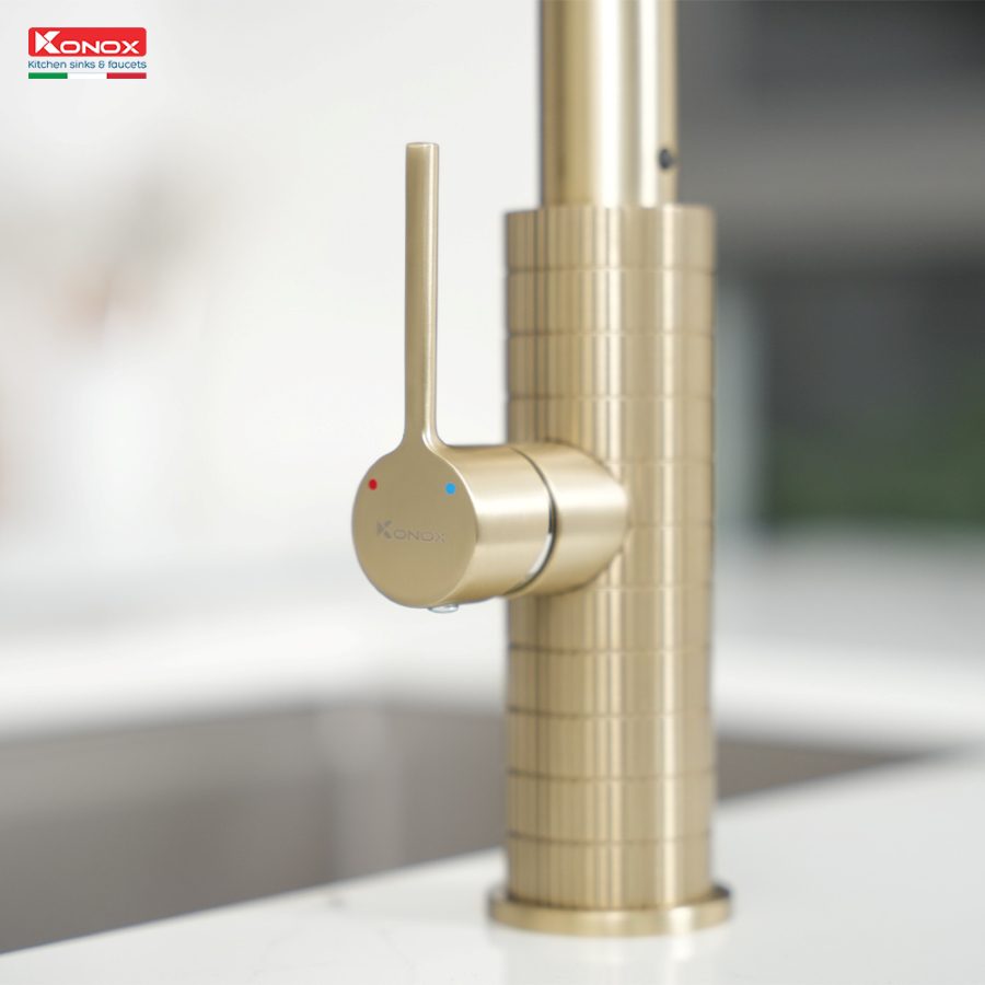 Vòi rửa bát dây rút Konox Venice Gold