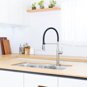 Vòi rửa chén NOBINOX ALTO NX550 ống mềm nóng lạnh