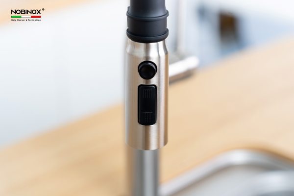 Vòi rửa chén NOBINOX ALTO NX550 ống mềm nóng lạnh