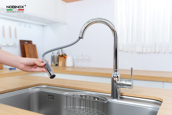 Vòi rửa chén NOBINOX AQUA NX660 dây rút nóng lạnh
