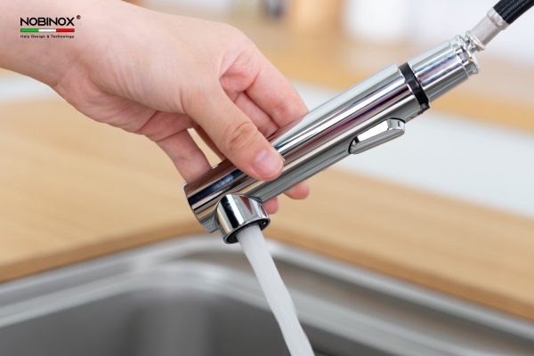 Vòi rửa chén NOBINOX BIANCO NX600 dây rút nóng lạnh