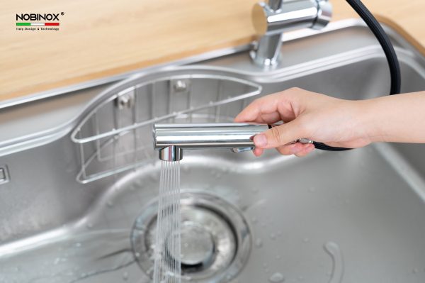 Vòi rửa chén NOBINOX BIANCO NX600 dây rút nóng lạnh