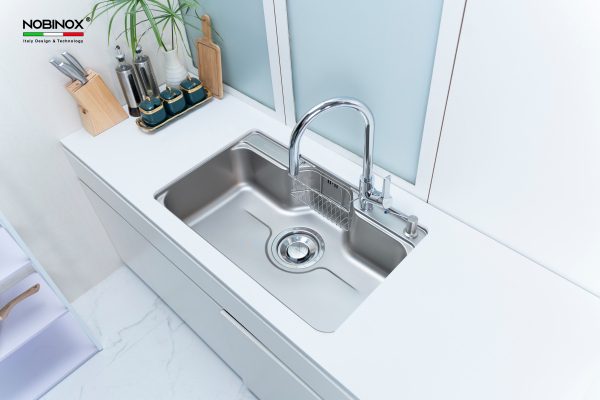 Vòi rửa chén NOBINOX LOFT NX533 dây rút nóng lạnh