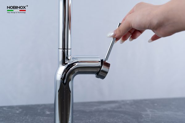Vòi rửa chén NOBINOX TIGO NX830 dây rút nóng lạnh