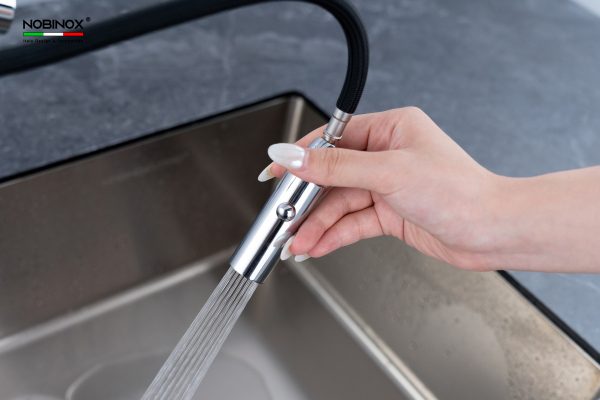 Vòi rửa chén NOBINOX TIGO NX830 dây rút nóng lạnh